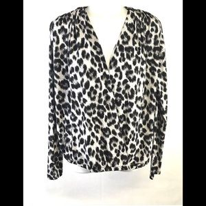 Michael Kors Gray Black Twist Top Medium